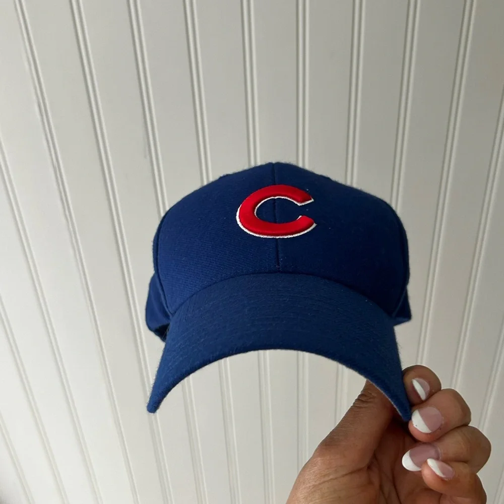 Genuine Merchandise Chicago Cubs Blue Cap with Red C Logo